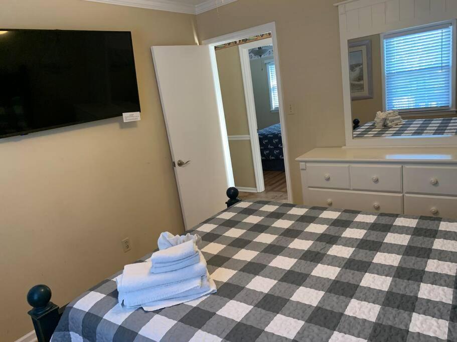 Beach Breeze 3, Pet Friendly, Walking Distance To Atlantic Ocean Free Parking マートルビーチ エクステリア 写真