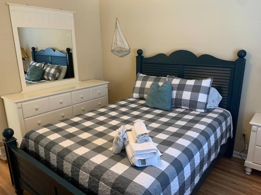 Beach Breeze 3, Pet Friendly, Walking Distance To Atlantic Ocean Free Parking マートルビーチ エクステリア 写真